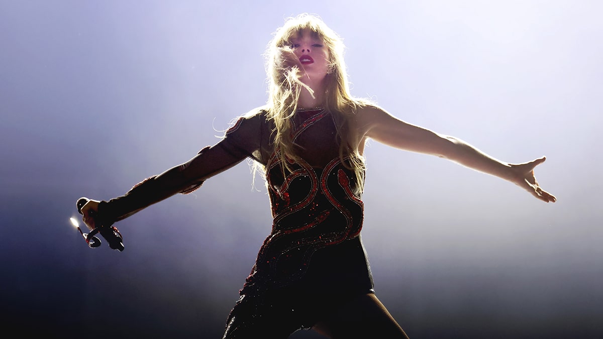 35 Thoughts I Had About Taylor Swift's 'The Eras Tour' Movie