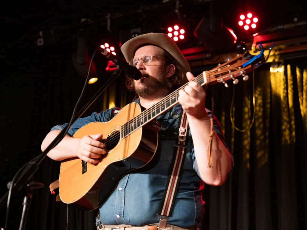 Willi Carlisle performing live onstage