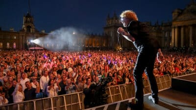 Simply Red on stage at Blenheim Palace