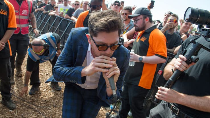 Sam McTrusty of Twin Atlantic performs on stage during Leeds Festival 2019 at Bramham Park on August 24, 2019 in Leeds, England. (Photo by Katja Ogrin/Redferns)